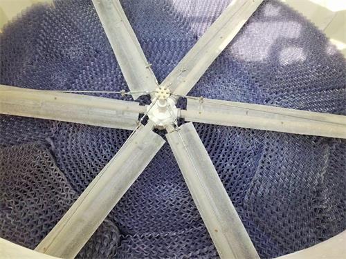 閉式冷卻塔里面的平衡管、風機與側風機的作用是什么